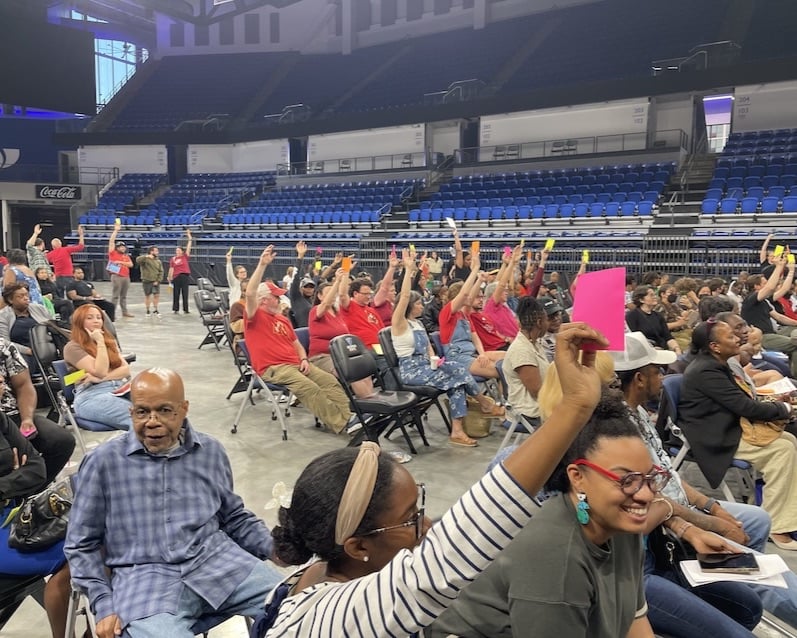 More than 200 residents gathered in April to vote on proposed legislation that would put a data center close to the West End MARTA station. (Alyssa Johnson/Capital B)